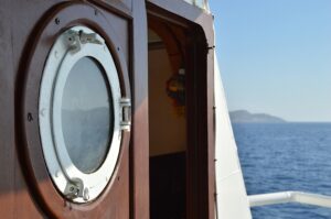 How to Keep Boat Windows from Fogging Up